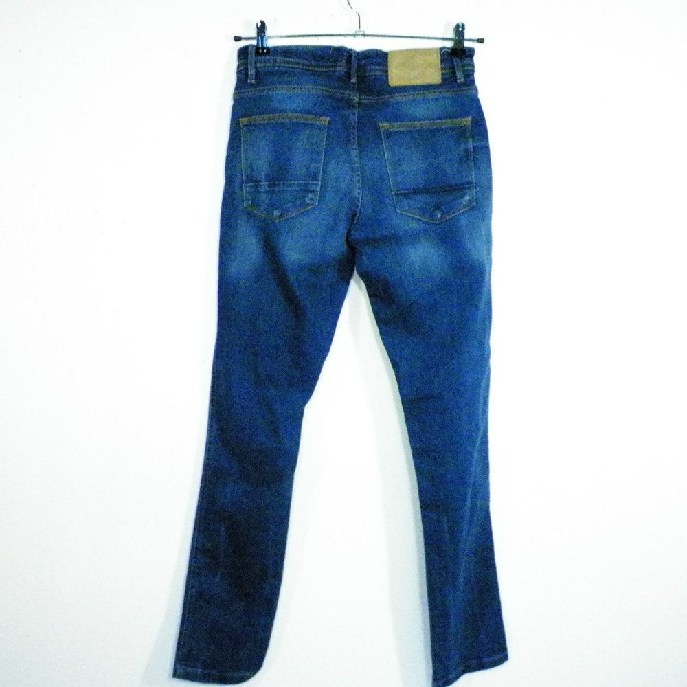 Voir photo 2 de Jean Homme Bleu PULL&BEAR T 40 Jean Homme Bleu PULL&BEAR T 40 Bon état - Vue 2 -